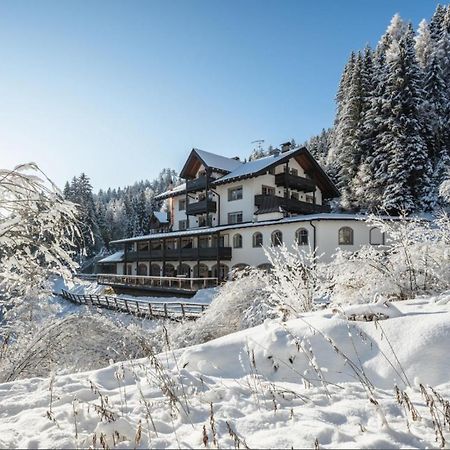 Hotel Bad Waldbrunn Monguelfo-Tesido / Welsberg-Taisten Exterior photo